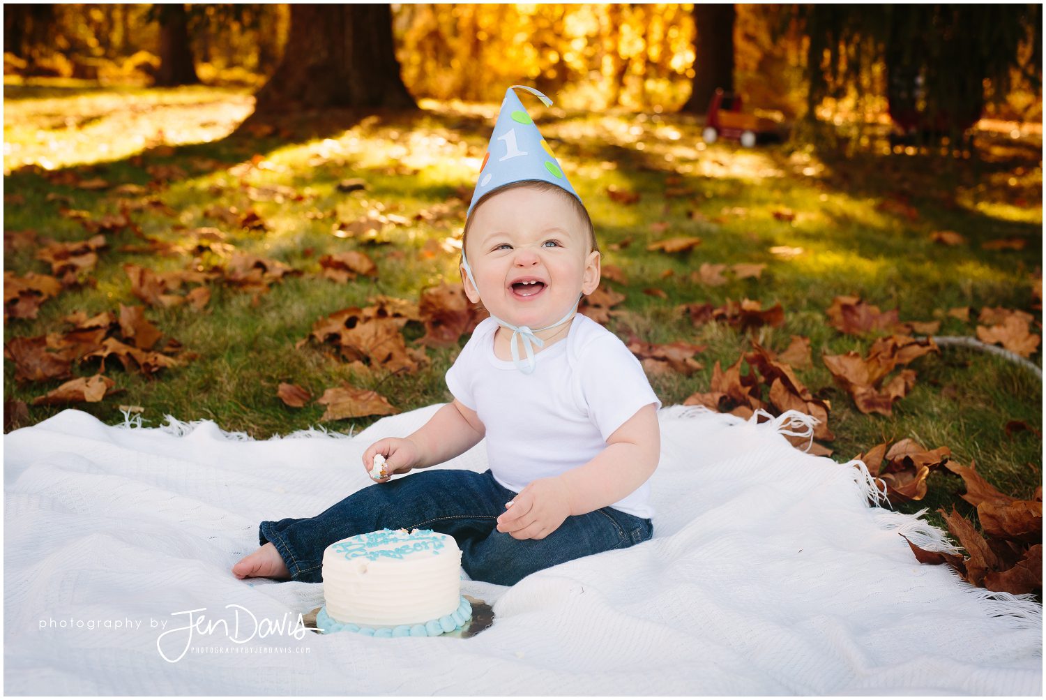 1 year old boy eats cake