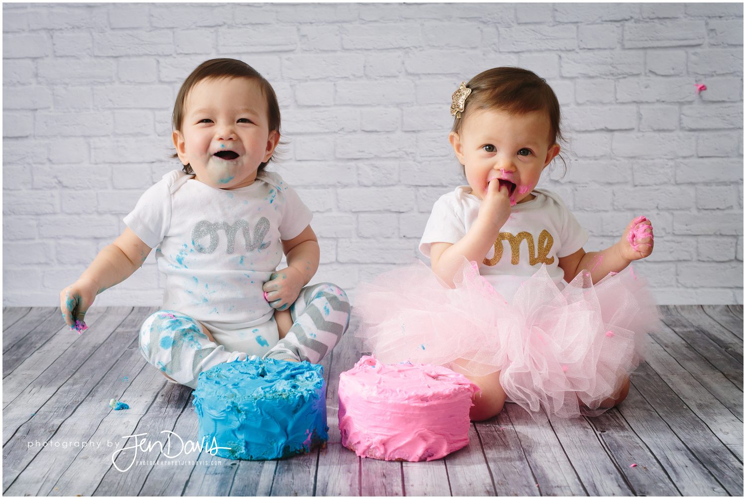1 year old twins cake smash