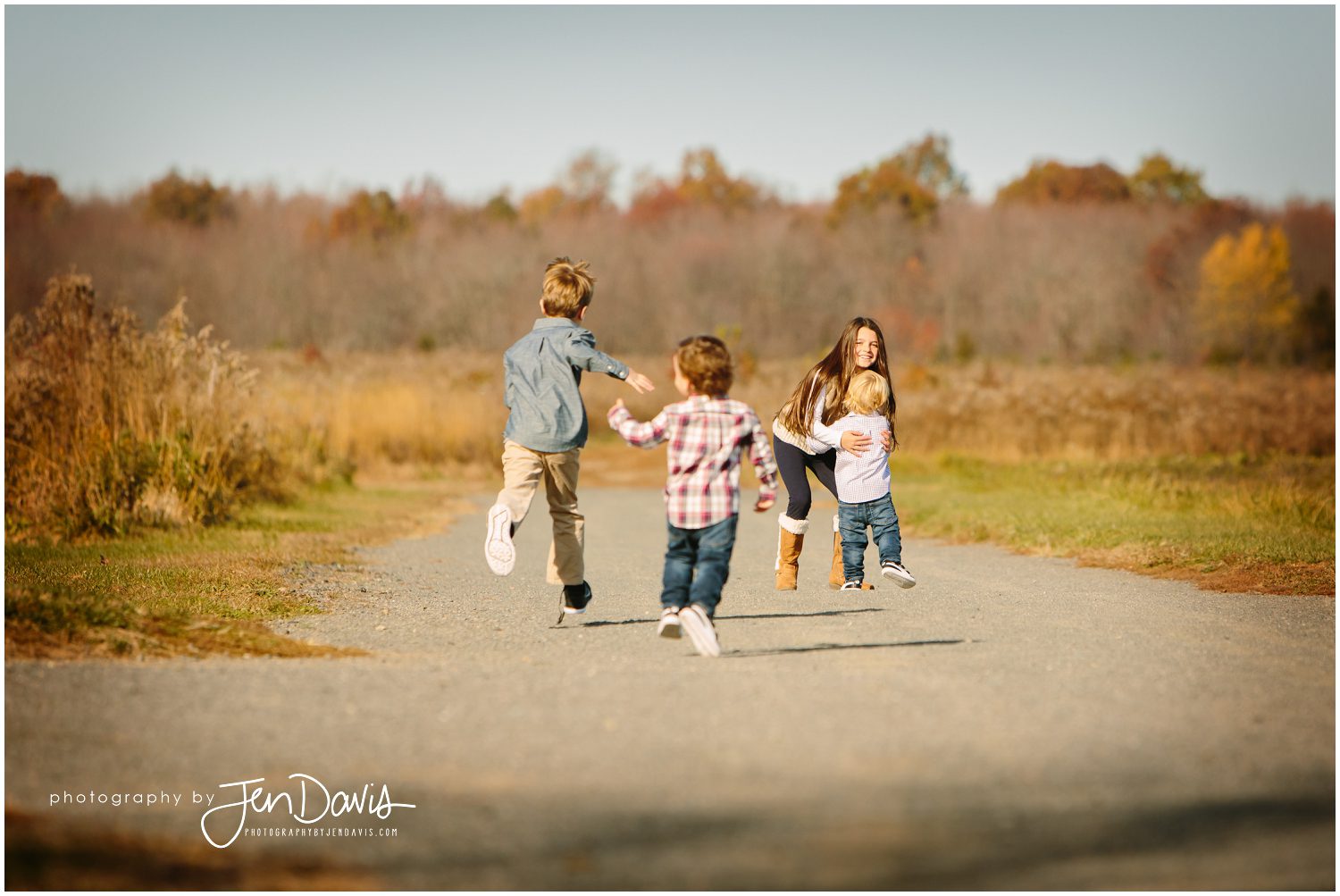 4 children playing in Mercer Meadows NJ