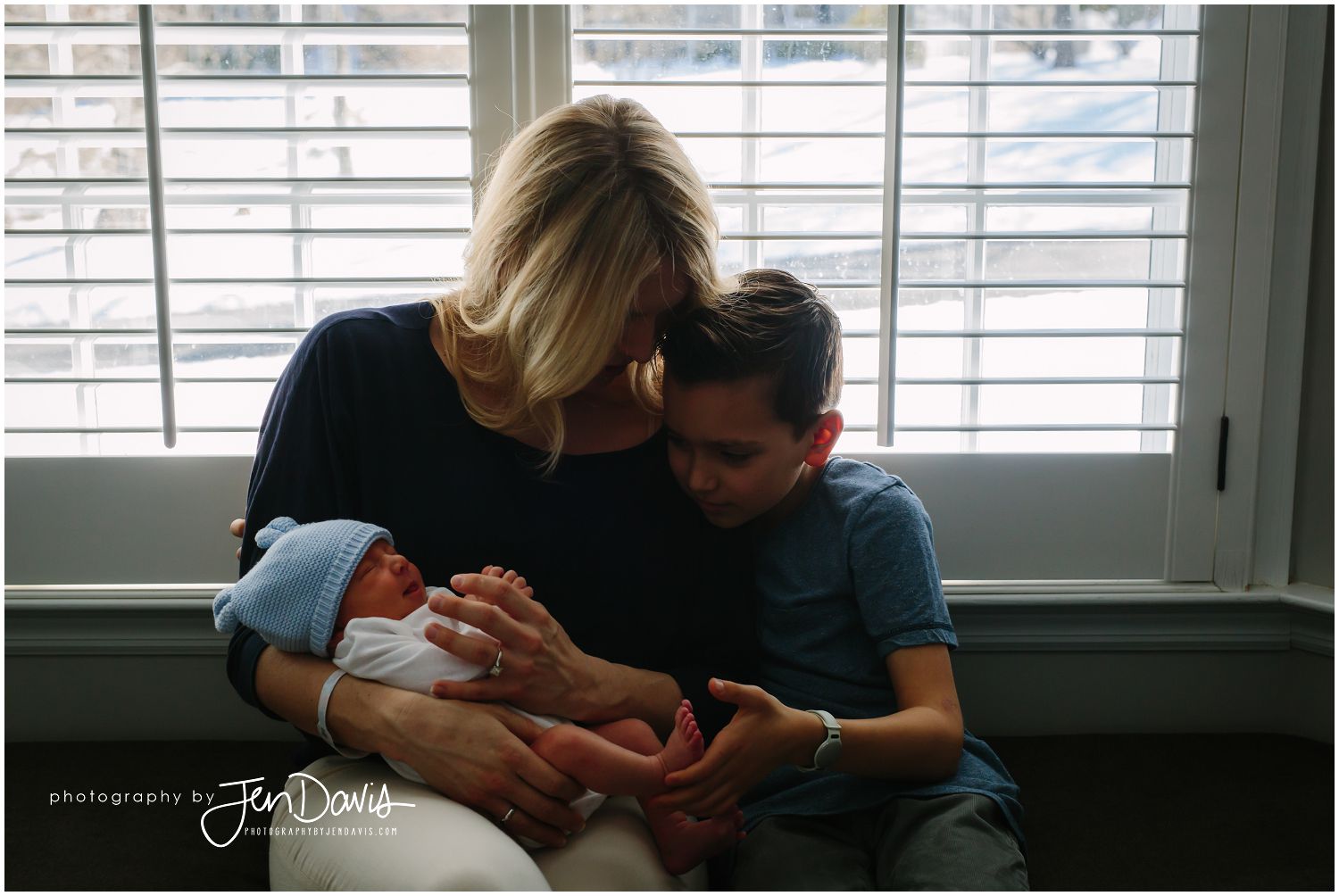 at home family photos with newborn boy in Princeton