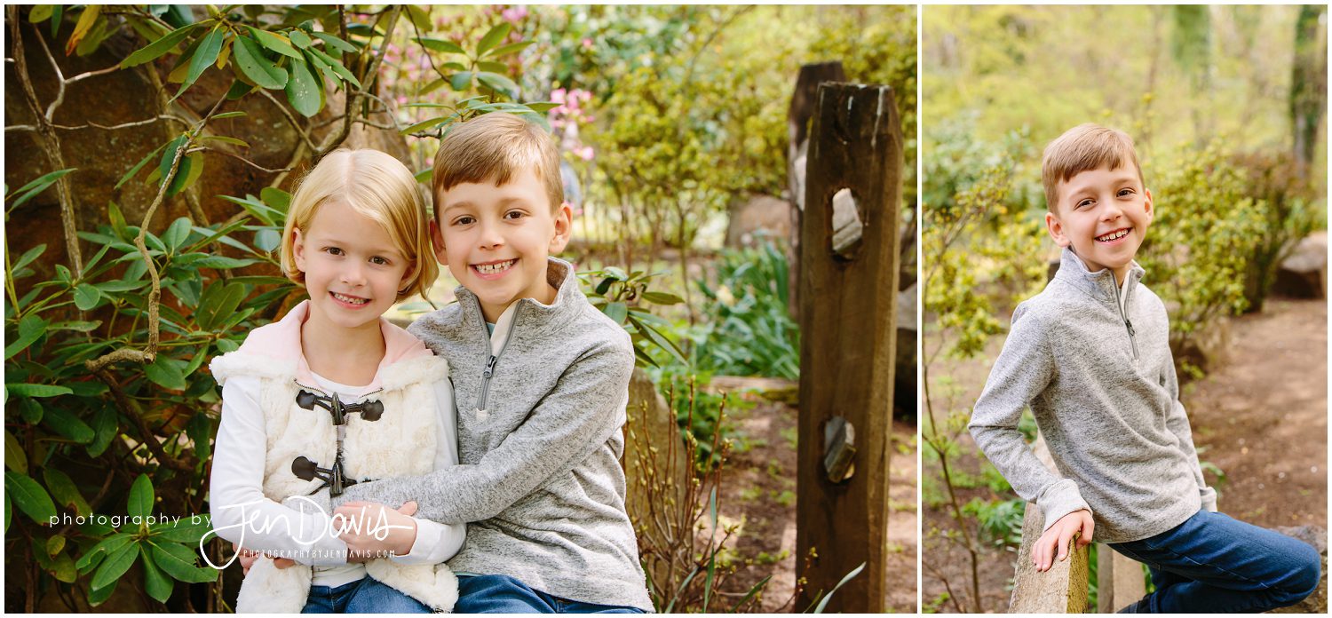 Spring family pictures in garden