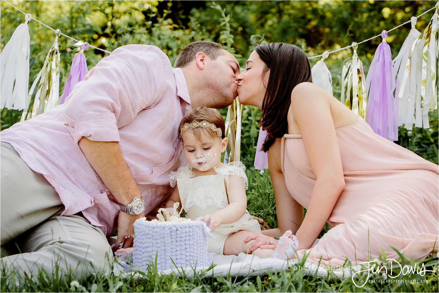 first birthday outdoor cake smash near Robbinsville