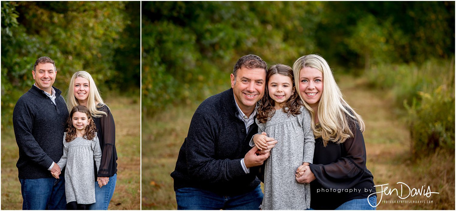 Top Christmas Tree Farm New Jersey Family Photographer