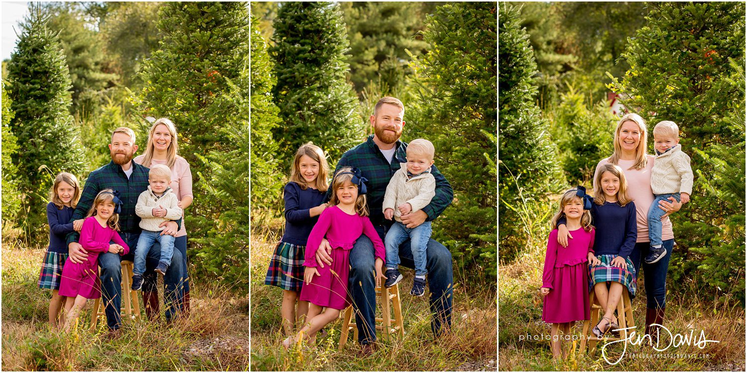 Top Christmas Tree Farm New Jersey Family Photographer