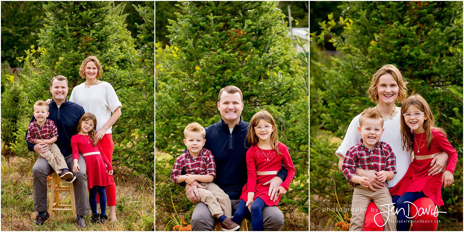 Top Christmas Tree Farm New Jersey Family Photographer